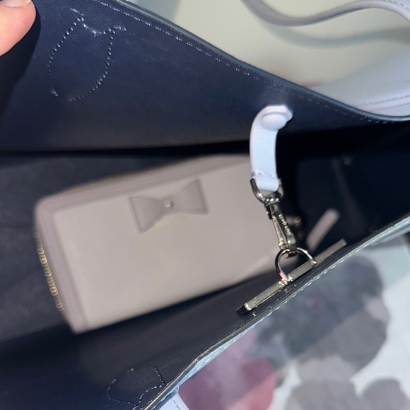 Kate Spade ♠️ Bleeker Large Light Blue Tote and Ribbon Wallet Set EUC - Picture 3 of 6